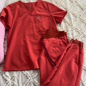 Women’s Clay Figs Scrubs Medium